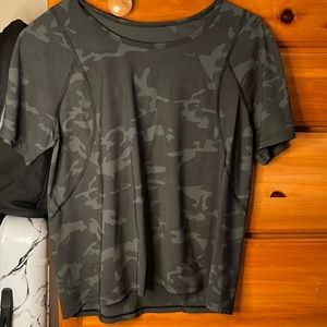 lululemon crop camo workout top